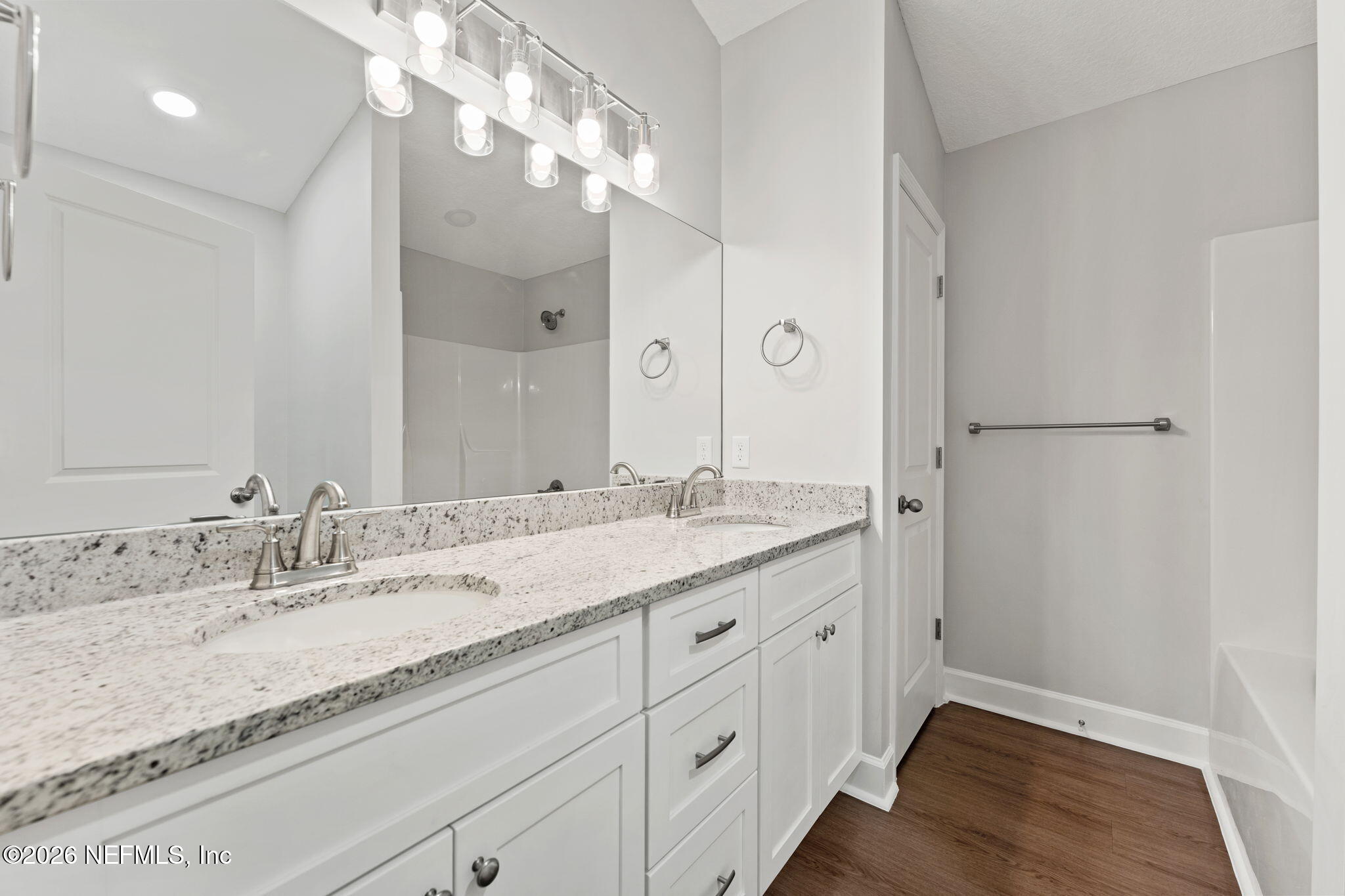 12336 Tom Wilkerson Road Macclenny, FL 32063 - Photo 10 of 15 Primary Bathroom