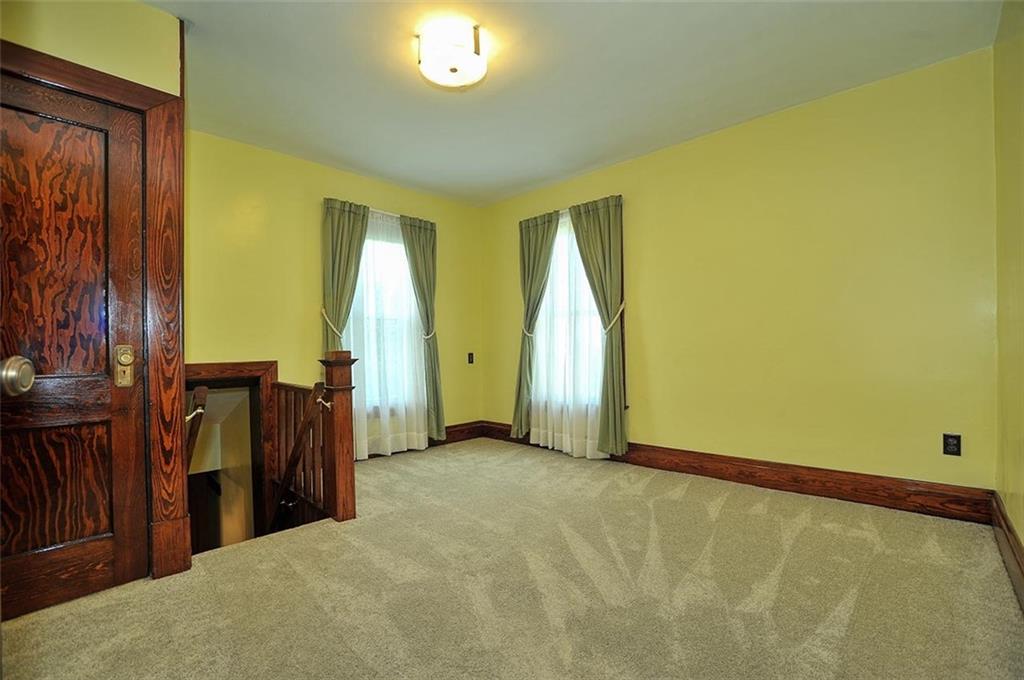 25 Wabash Avenue Hickory, PA 15340 - Photo 17 of 29 a view of a room with gym equipment