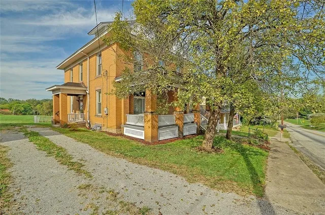 $249,900 | 25 Wabash Avenue, Hickory, PA 15340