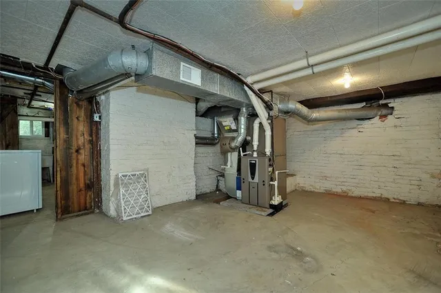 $249,900 | 25 Wabash Avenue, Hickory, PA 15340