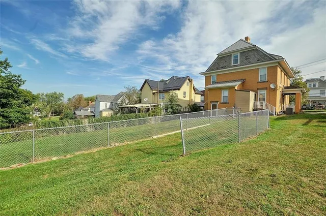 $249,900 | 25 Wabash Avenue, Hickory, PA 15340