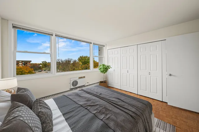 $219,900 | 5975 North Odell Avenue, Unit 5C, Chicago, IL 60631