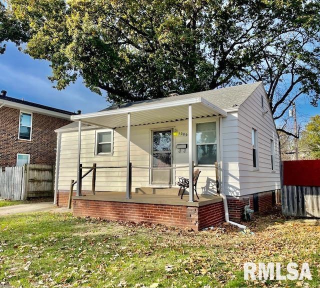 1009 South 1st Street Springfield, IL 62704 - Photo 1 of 8 Gallery Image 1