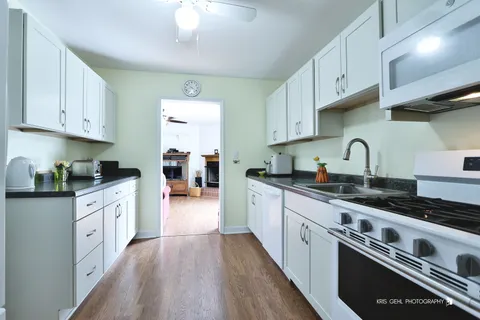 $285,000 | 21452 West Sarah Drive, Lake Villa, IL 60046
