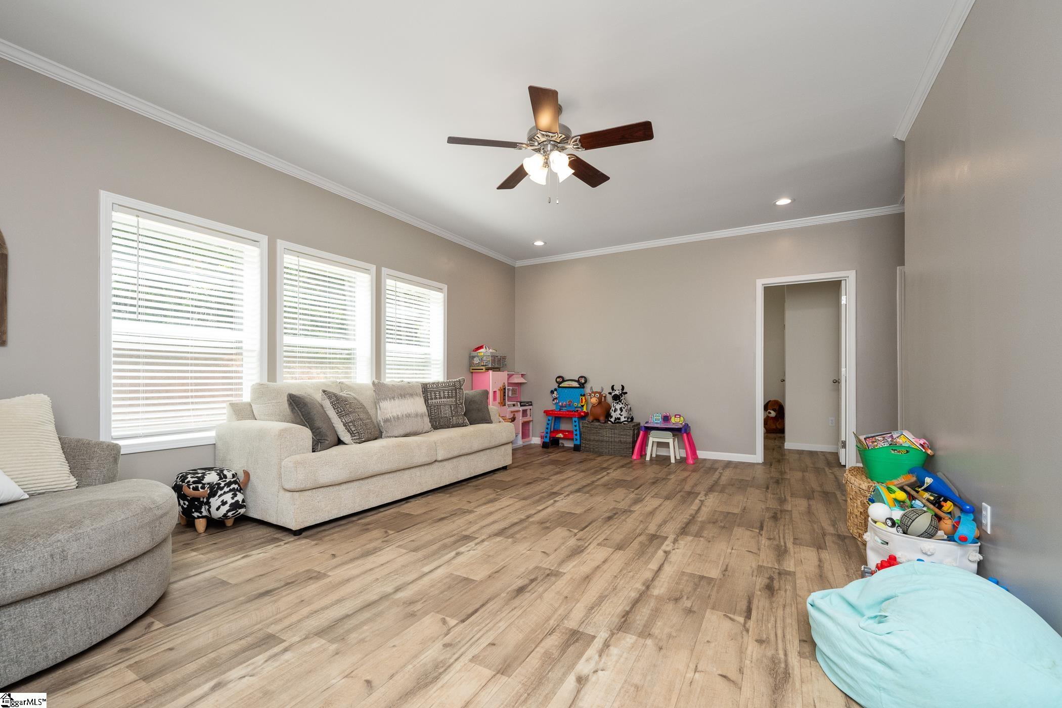 825 Old Cedar Rock Road Easley, SC 29640 - Photo 16 of 31
