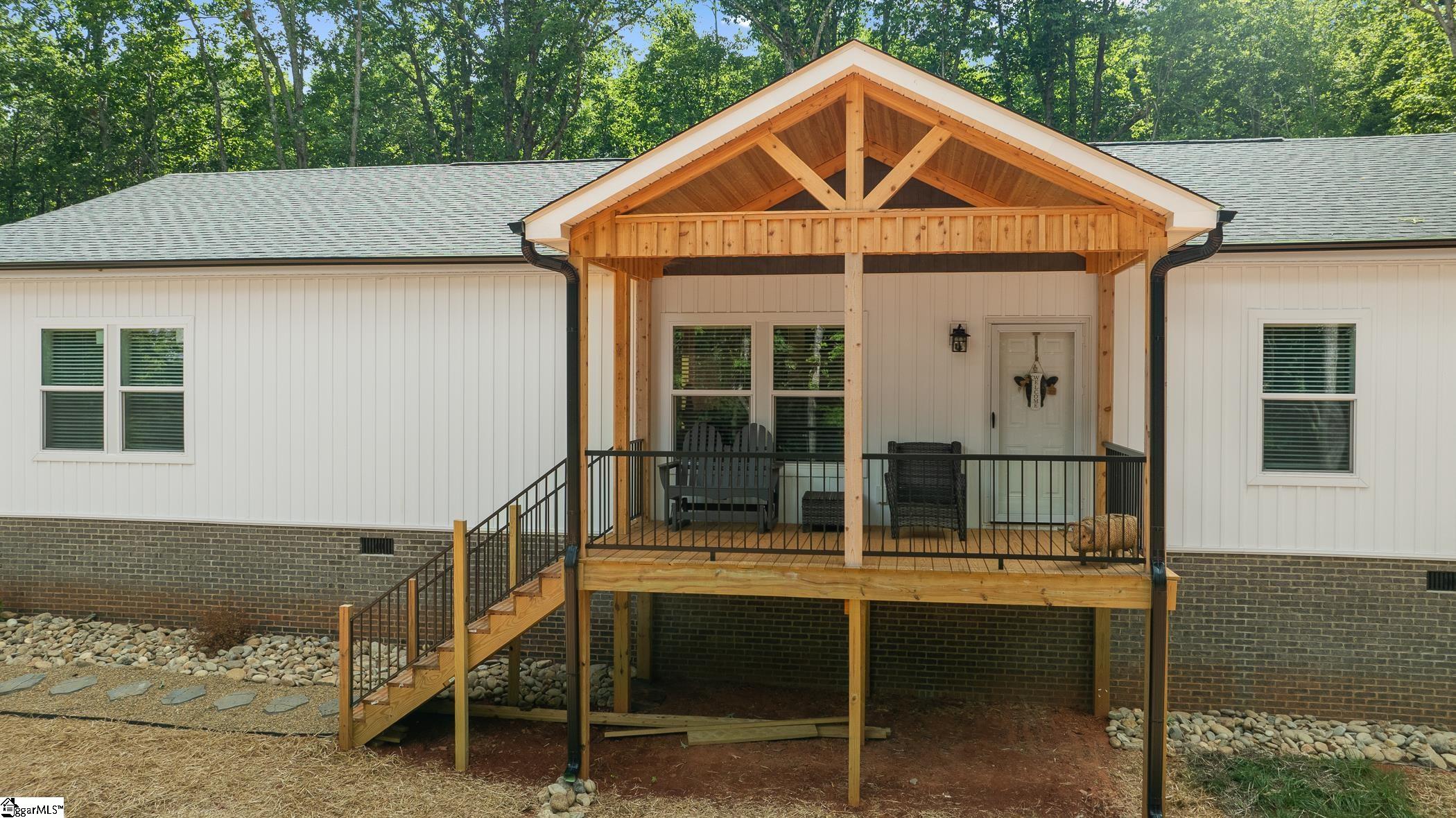 825 Old Cedar Rock Road Easley, SC 29640 - Photo 2 of 31