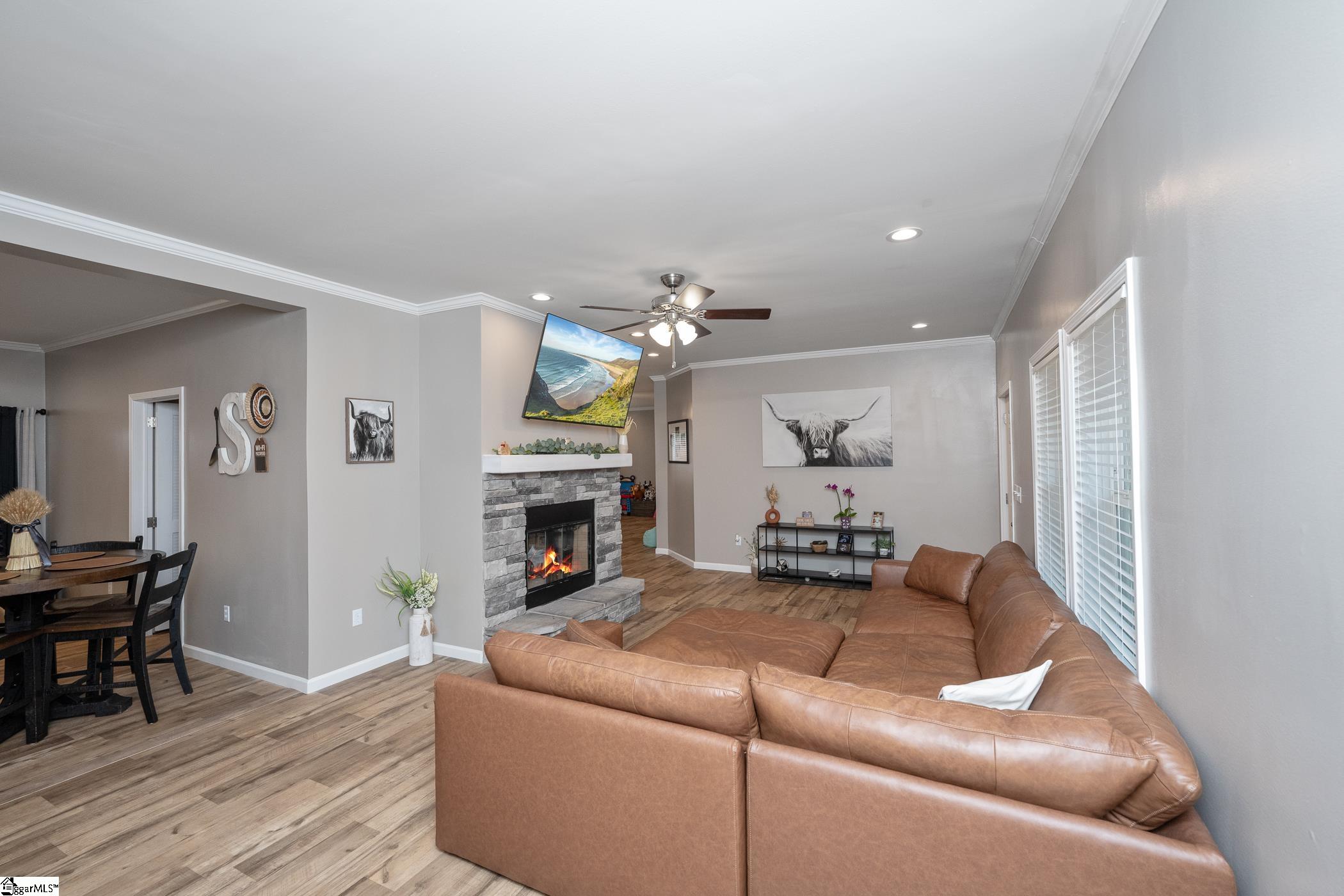 825 Old Cedar Rock Road Easley, SC 29640 - Photo 4 of 31