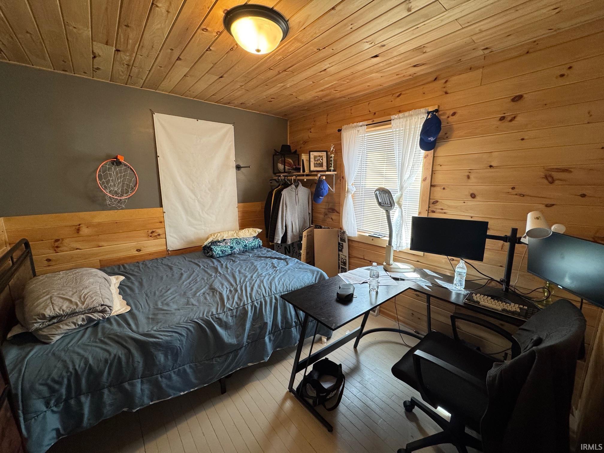 2787 Southway Rochester, IN 46975 - Photo 4 of 15