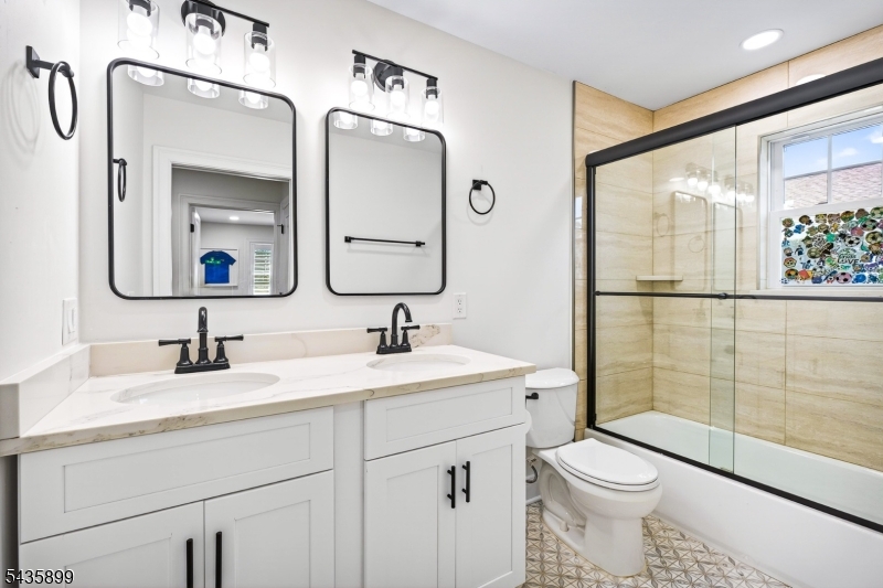 905 Harding Street Westfield, NJ 07090 - Photo 28 of 43