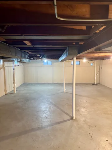 $163,000 | 220 Westgate Avenue, Chicago Heights, IL 60411