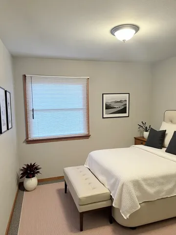 $163,000 | 220 Westgate Avenue, Chicago Heights, IL 60411