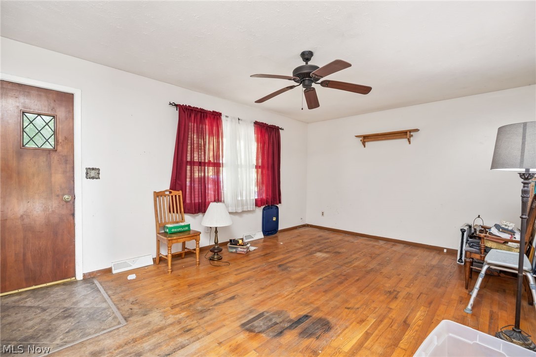 8061 Yoder Road Seville, OH 44273 - Photo 4 of 22 Gallery Image 4