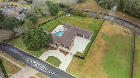 $550,000 | 308 Monteigne Drive, Lafayette, LA 70506