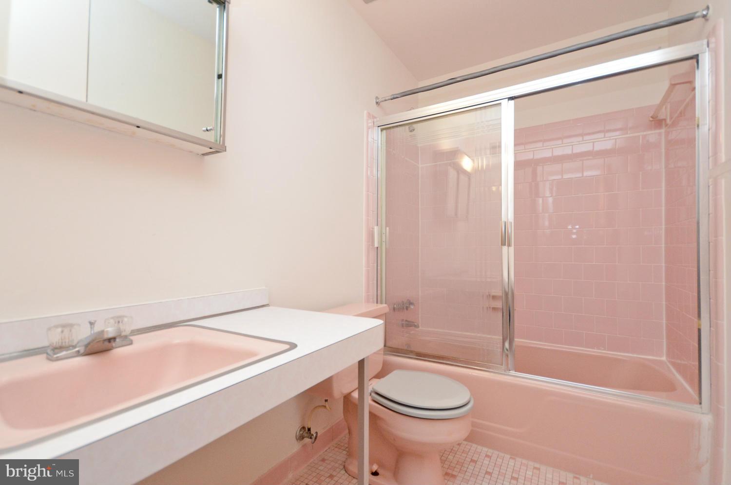 13127 Buccaneer Road Silver Spring, MD 20904 - Photo 14 of 23 Bath