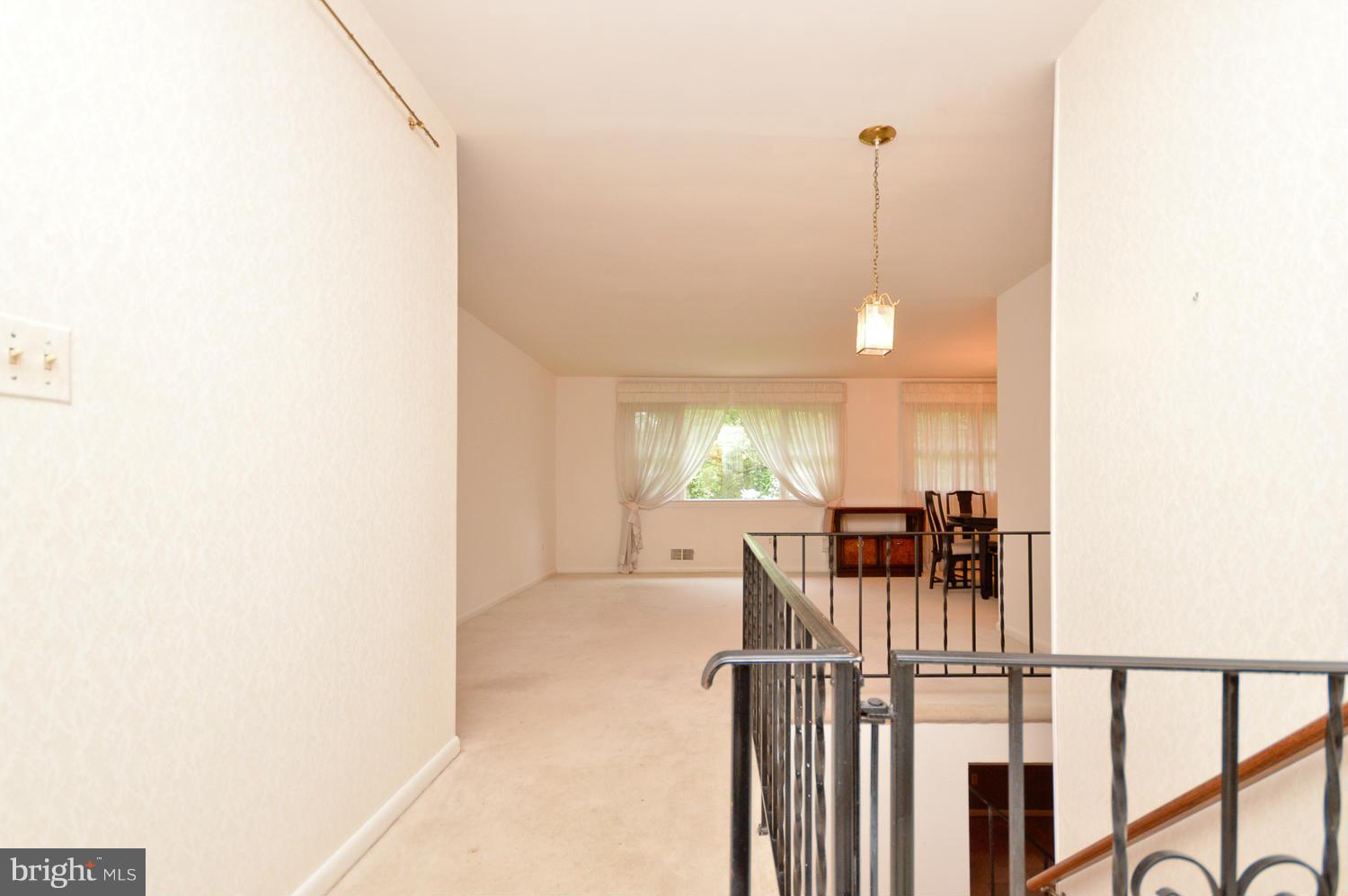 13127 Buccaneer Road Silver Spring, MD 20904 - Photo 5 of 23 Interior (General)