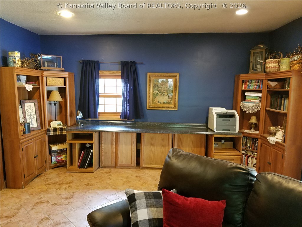 352 Radical Lane Letart, WV 25253 - Photo 14 of 41 Living Room