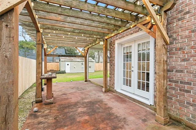 $369,900 | 67062 Locke Street, Mandeville, LA 70471