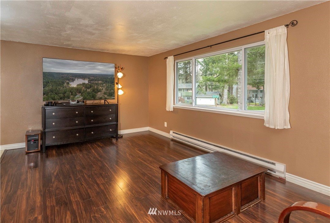 4204 Kellum Ranch Road Northwest Bremerton, WA 98312 - Photo 3 of 25 Gallery Image 3
