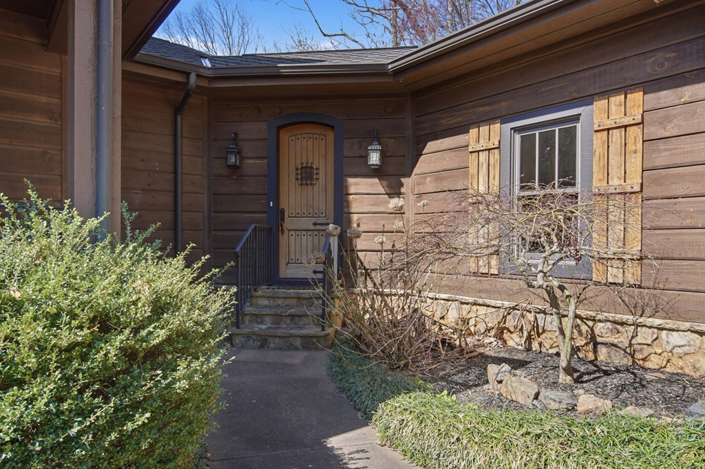 124 Wilderness Way Ellijay, GA 30536 - Photo 10 of 117