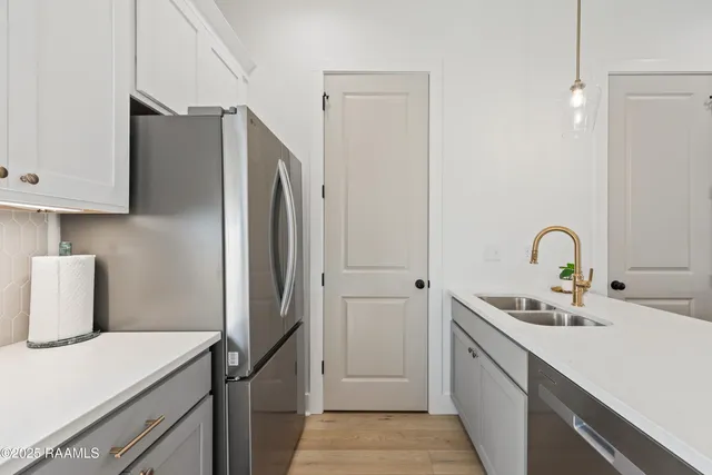 $2,975 | 204 Steiner Oaks, Lafayette, LA 70508