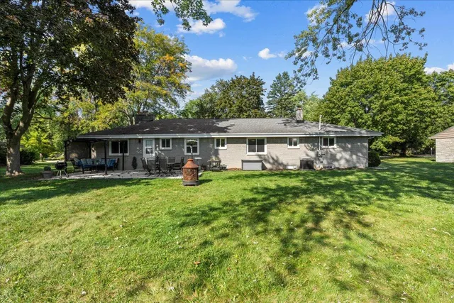 $389,000 | 6549 West Donges Lane, Brown Deer, WI 53223