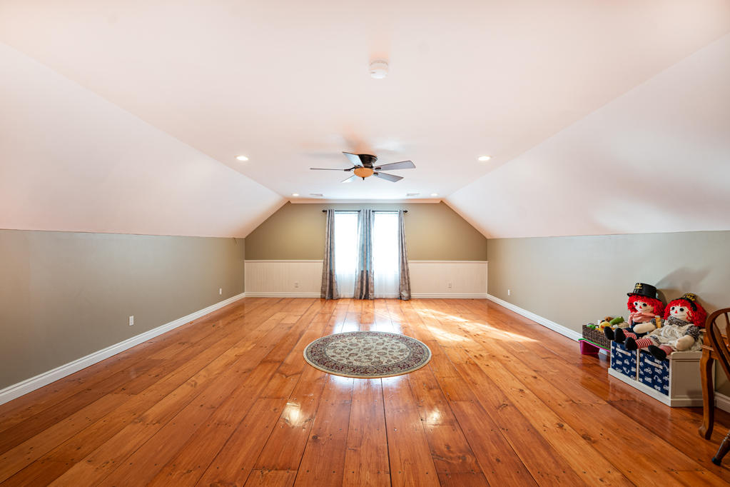 527 County Road Pocasset, MA 02559 - Photo 19 of 25 a very nice looking room with a large window