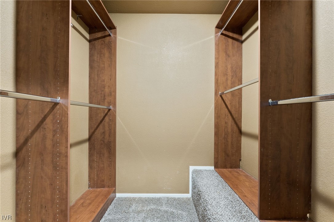 4185 Baker Lane, Unit 4185 Reno, NV 89509 - Photo 20 of 30 a view of walk in closet