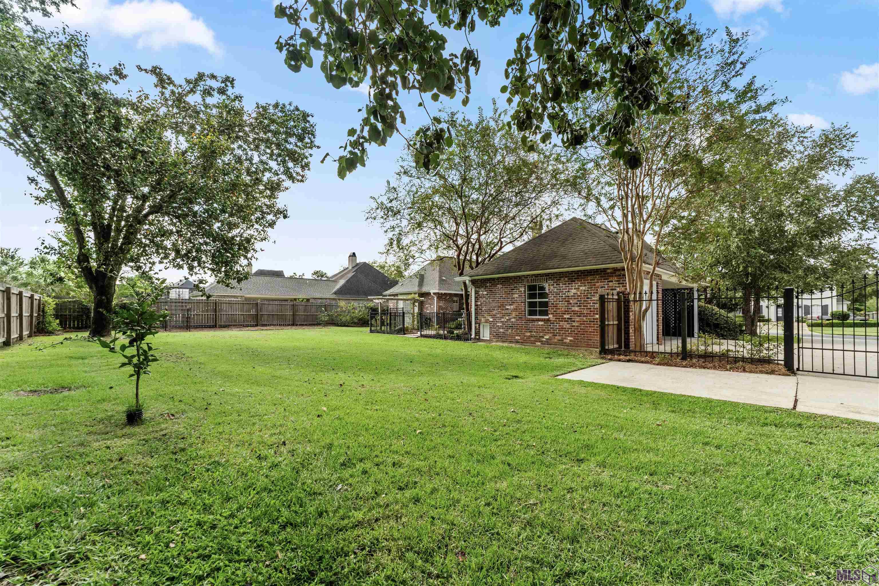 16831 Sunset Point Court St. George, LA 70816 - Photo 24 of 26