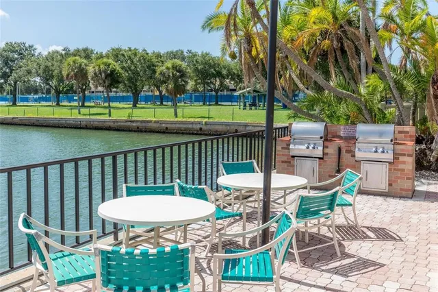 $2,600 | 10355 Paradise Boulevard, Unit 1015, Treasure Island, FL 33706
