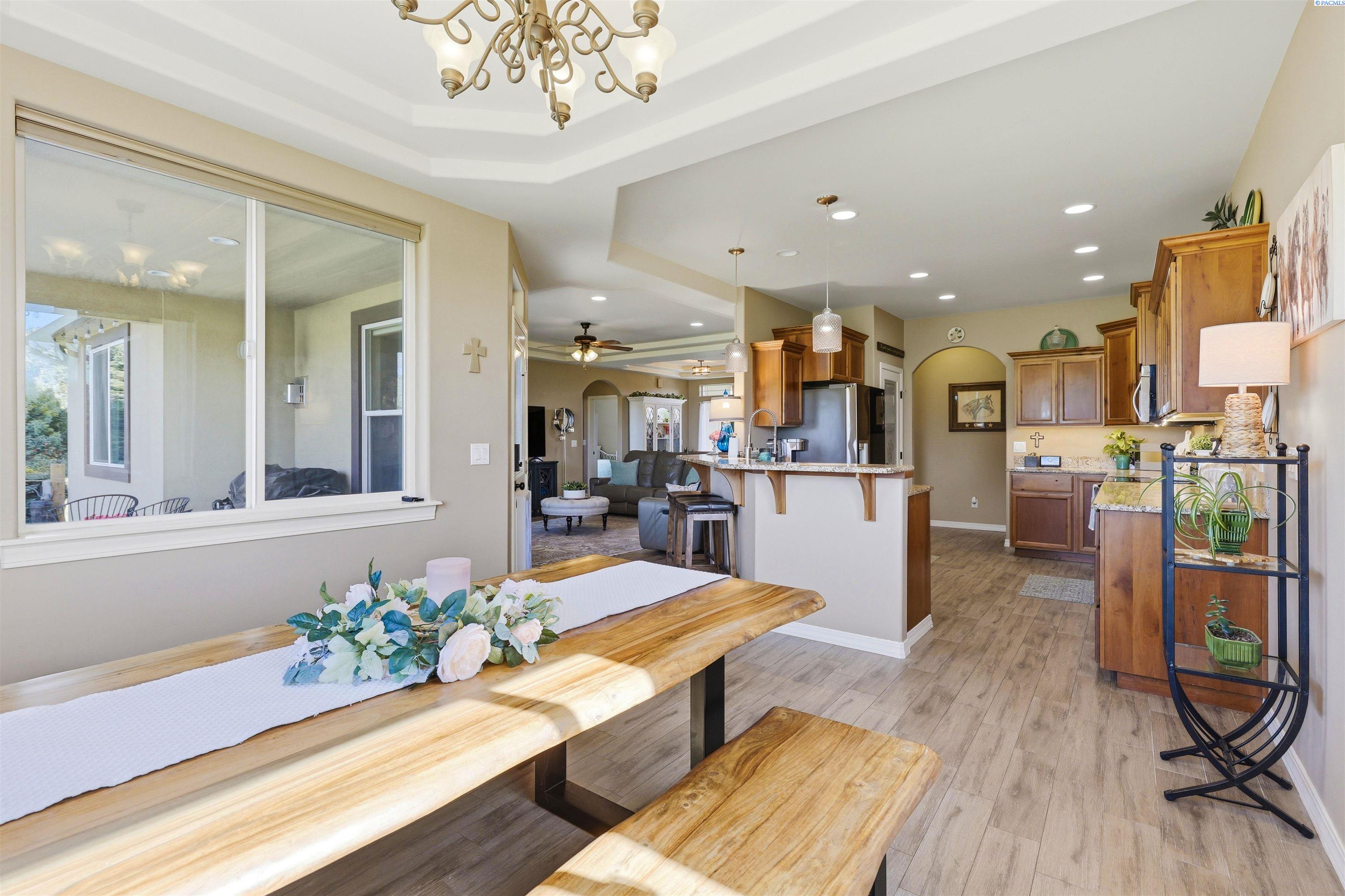 210704 East Schuster Road Kennewick, WA 99337 - Photo 12 of 48 Gallery Image 12