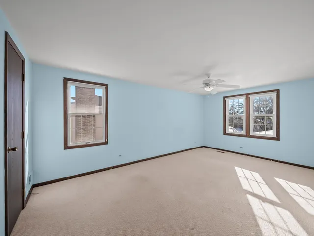 $749,000 | 3058 Knollwood Lane, Glenview, IL 60025