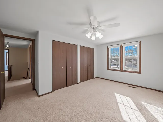 $749,000 | 3058 Knollwood Lane, Glenview, IL 60025