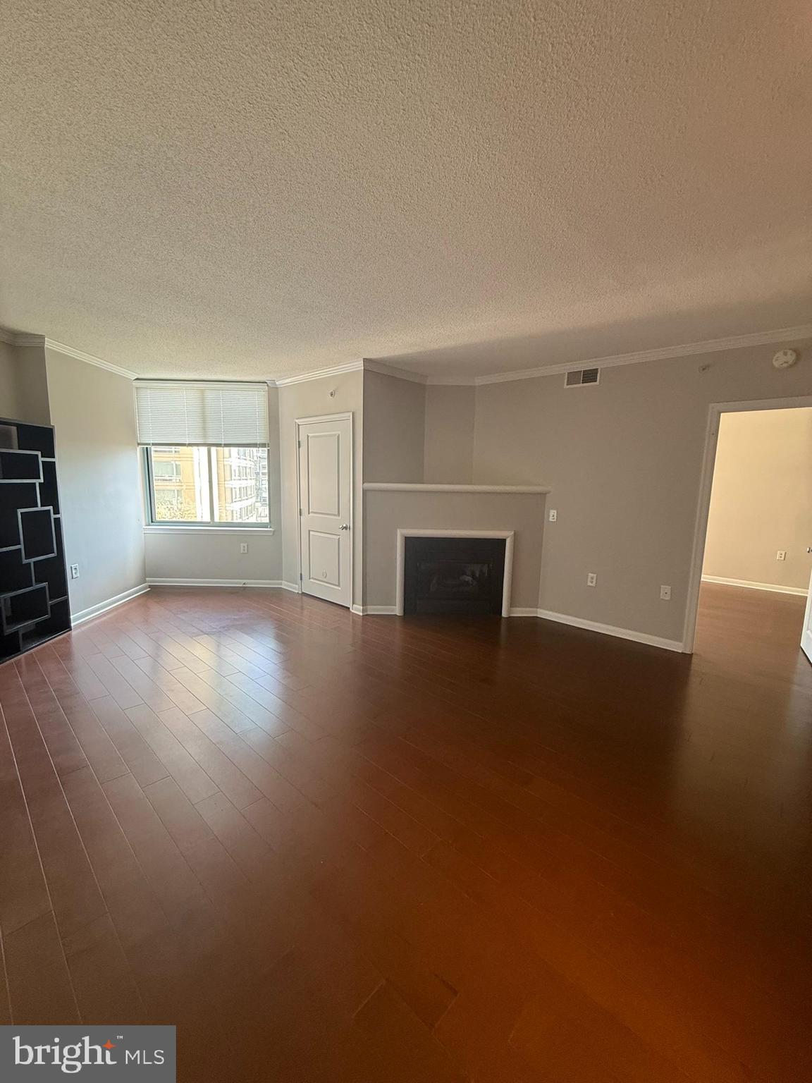 851 North Glebe Road, Unit 621 Arlington, VA 22203 - Photo 2 of 13