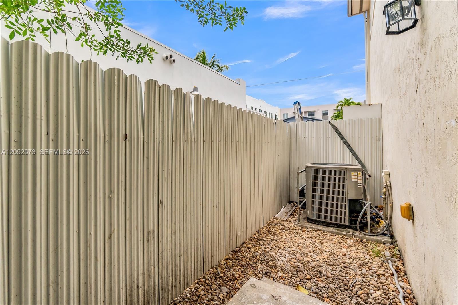 1011 Southwest Sw 7th Street, Unit 2 Miami, FL 33130 - Photo 35 of 46
