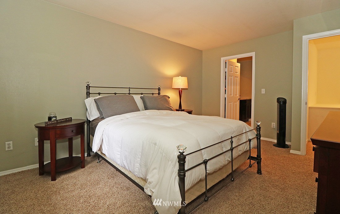 23111 15th Avenue Southeast, Unit E2 Bothell, WA 98021 - Photo 16 of 22