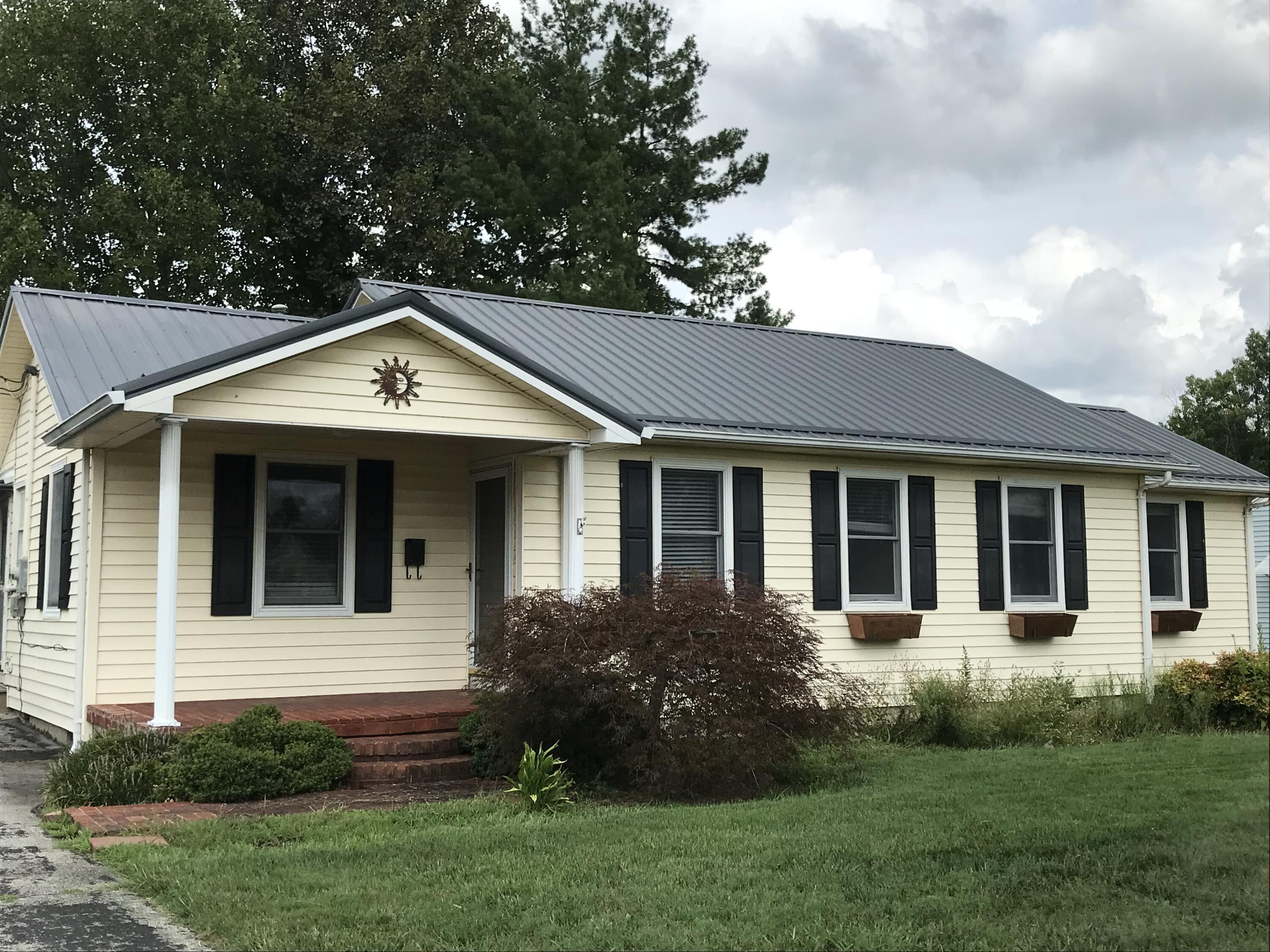 1621 Newbern Road Kingsport, TN 37664 - Photo 1 of 1 E9D2F39A-11C4-4B10-9175-BE7B18319D54