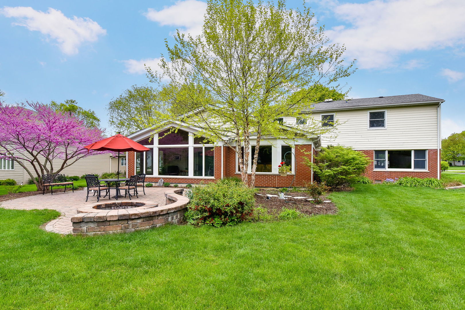 25W661 Durfee Road Wheaton, IL 60189 - Photo 3 of 33