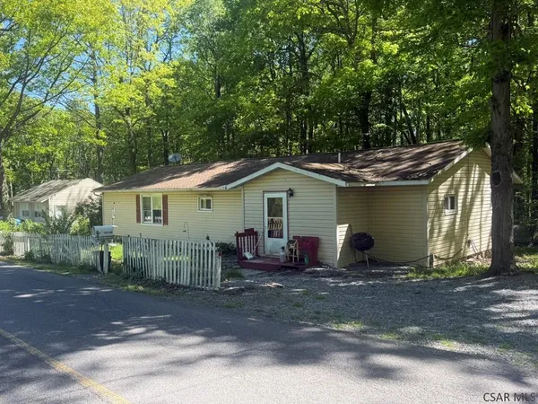 $120,000 | 1227 Mt Carmel Drive, Windber, PA 15963