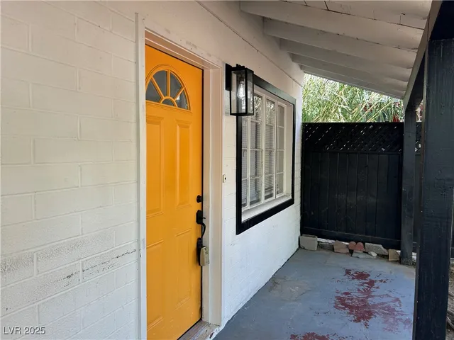 $1,100 | 1626 Thelma Lane, Unit 1626, Las Vegas, NV 89104