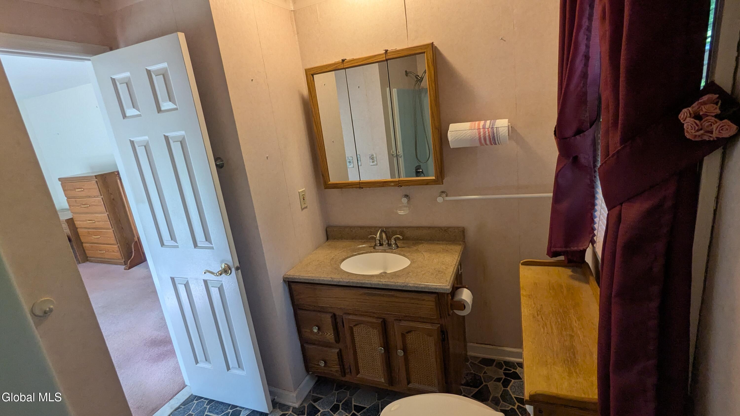 2368 Troy-Schenectady Road Niskayuna, NY 12309 - Photo 23 of 48 PXL_20250719_192124253.MP