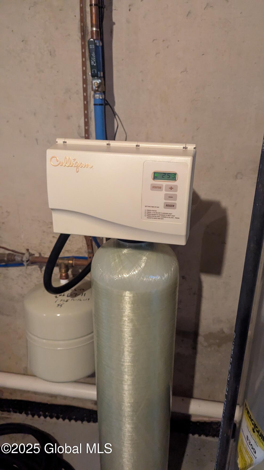 2368 Troy-Schenectady Road Niskayuna, NY 12309 - Photo 43 of 48 PXL_20250703_185325810