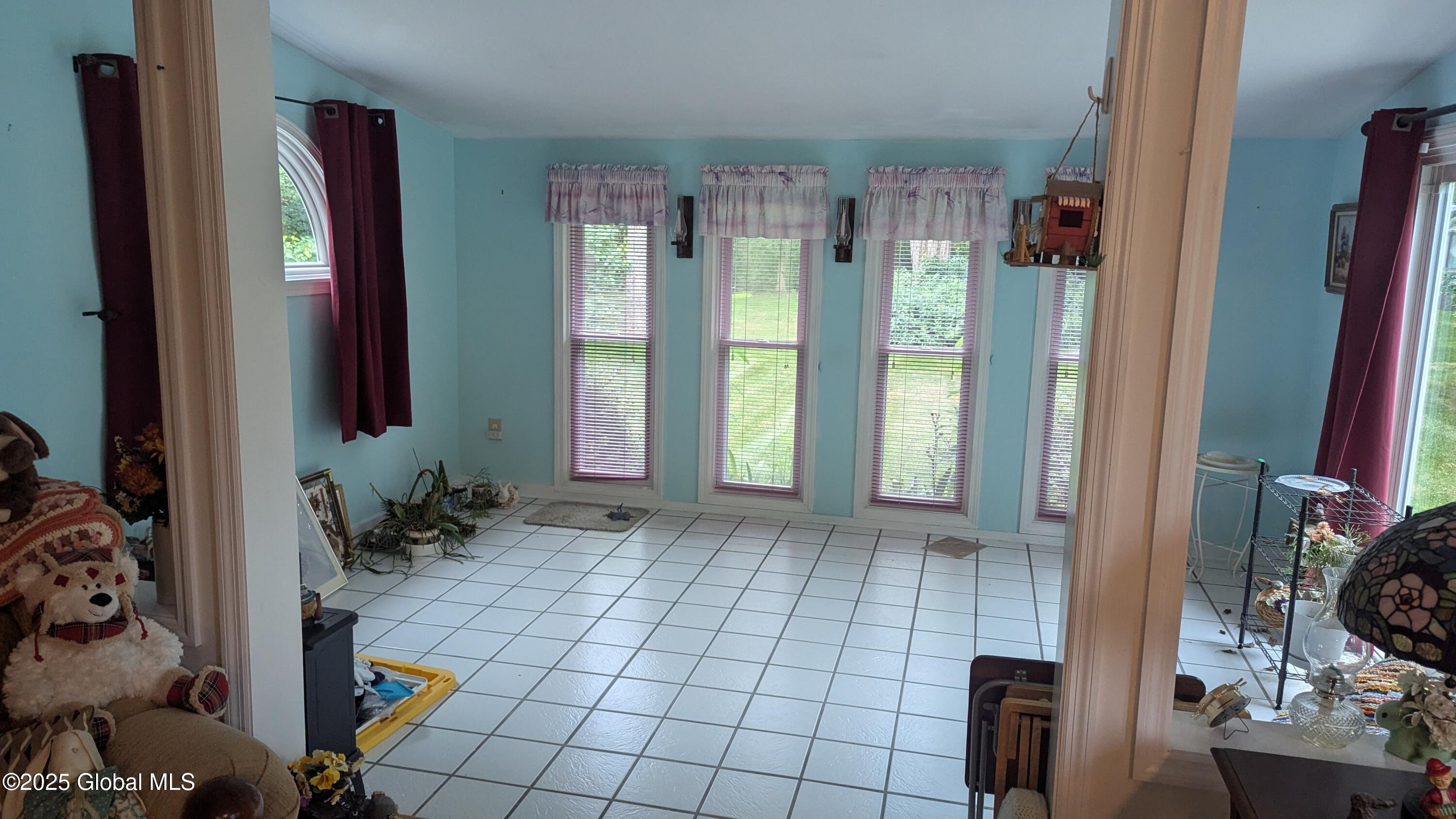 2368 Troy-Schenectady Road Niskayuna, NY 12309 - Photo 10 of 48 PXL_20250703_202616659