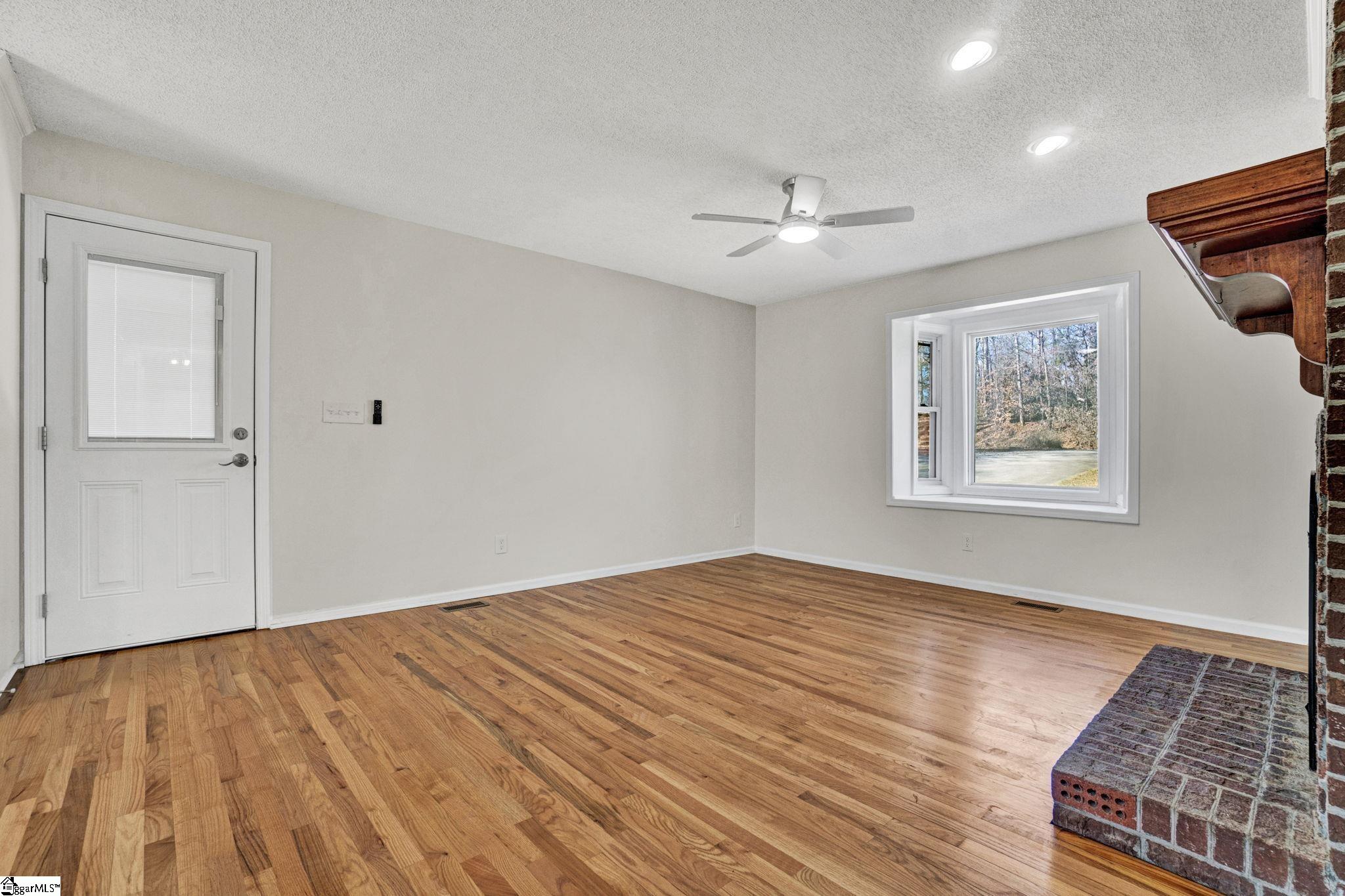 2308 East Georgia Road Simpsonville, SC 29681 - Photo 12 of 41