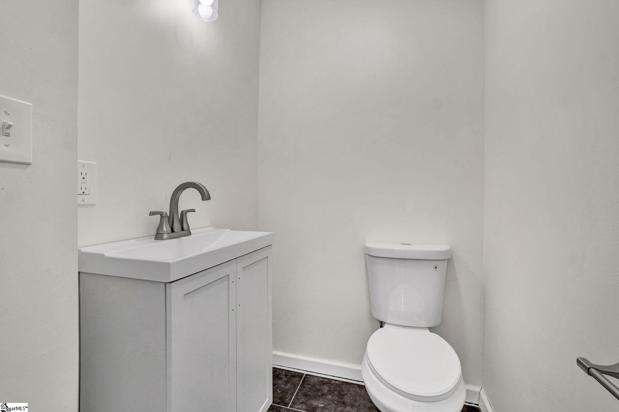 2308 East Georgia Road Simpsonville, SC 29681 - Photo 24 of 41