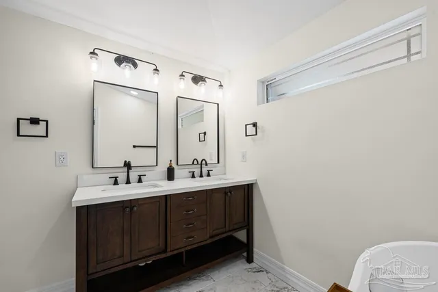 $525,000 | 1015 East Brainerd Street, Pensacola, FL 32503