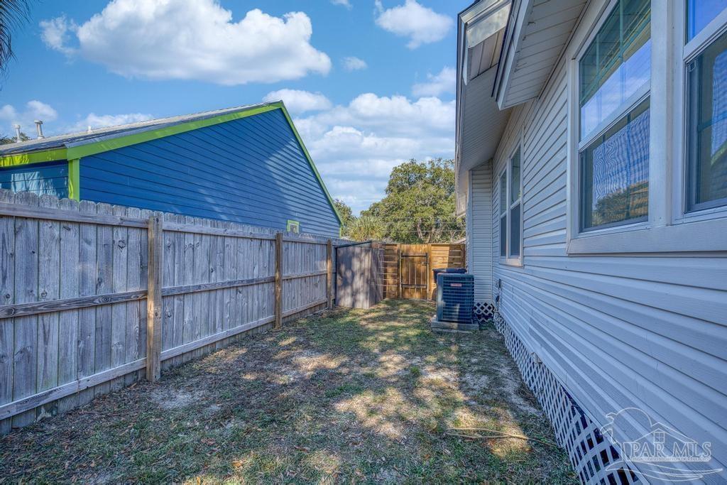 1015 East Brainerd Street Pensacola, FL 32503 - Photo 51 of 69