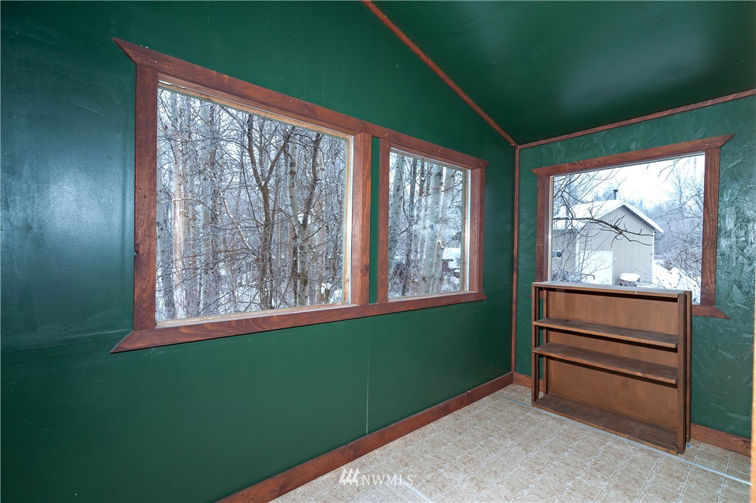 9241 Manastash Road Ellensburg, WA 98926 - Photo 12 of 24 Gallery Image 12