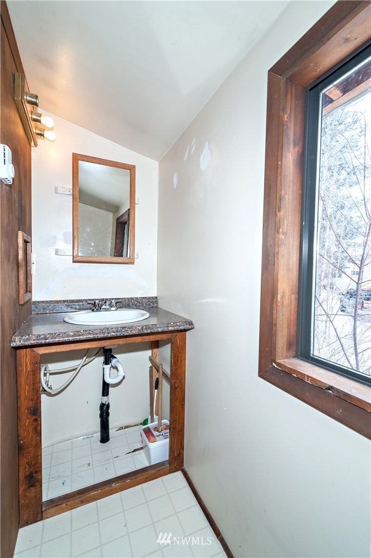 9241 Manastash Road Ellensburg, WA 98926 - Photo 14 of 24 Gallery Image 14