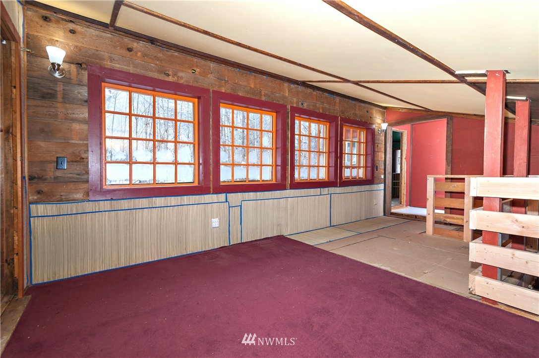 9241 Manastash Road Ellensburg, WA 98926 - Photo 9 of 24 Gallery Image 9
