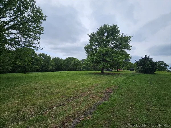 $589,000 | 28 Prater Road, Eldon, MO 65026